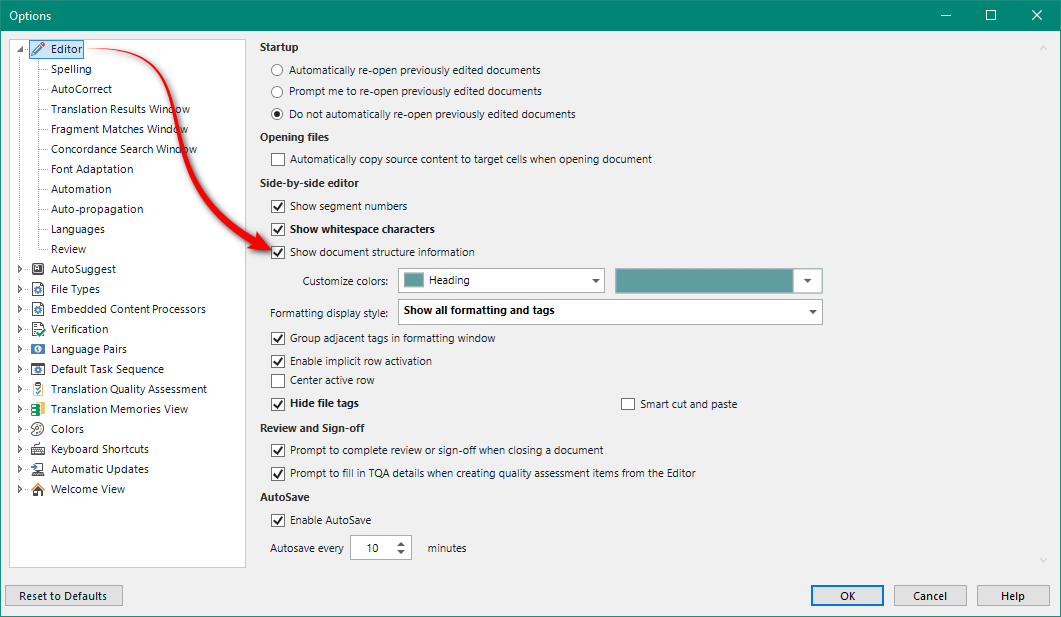 Trados Studio options menu with 'Editor' settings expanded. Red arrows pointing to 'Show segment numbers', 'Show whitespace characters', and 'Show document structure information' checkboxes.