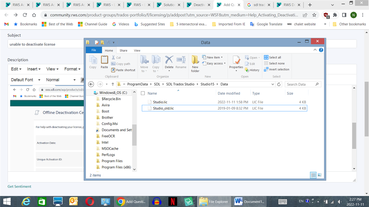 File Explorer window showing the renaming of 'Studio.lic' file to 'Studio_old.lic' in the SDL Trados Studio 2019 Data folder.