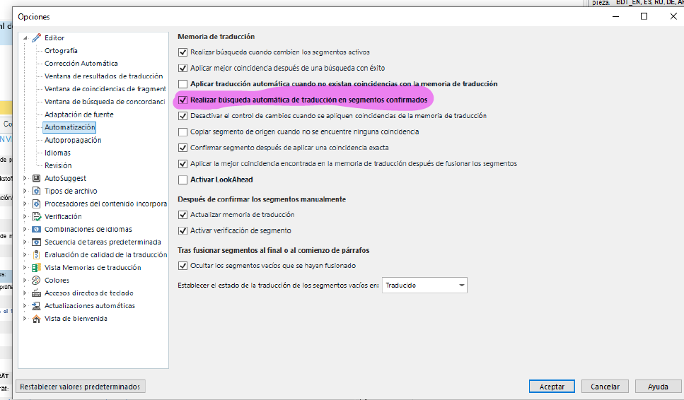 Trados Studio options menu with 'Activar LookAhead' checked under 'Automatizaci n' section.