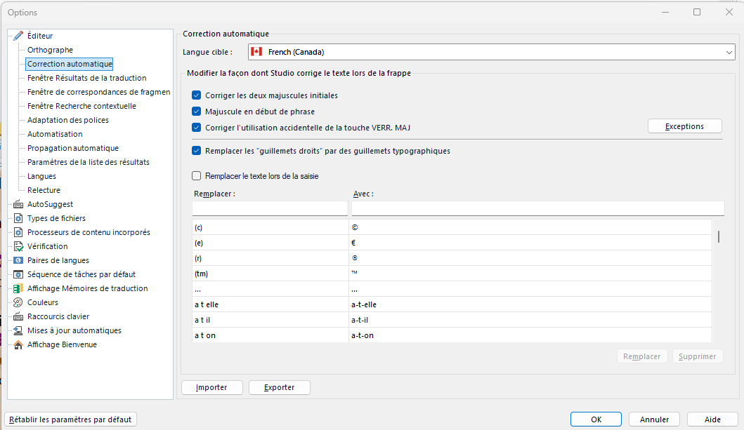 Trados Studio options window showing 'Correction automatique' settings in French, with options to correct capitalization, replace straight quotes, and a list of text replacements.