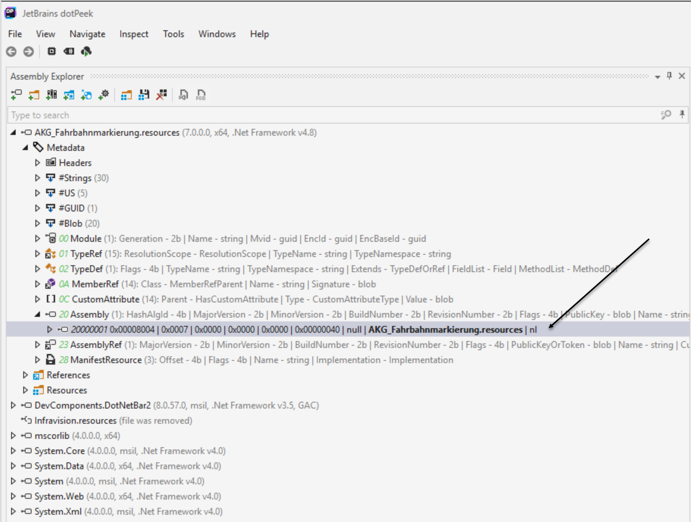DotPeek Assembly Explorer showing metadata and resources of AKG_Fahrbahnmarkierung.resources.dll with culture code 'nl'.
