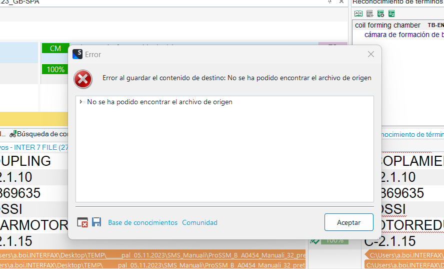 Trados Studio error dialog box with a red cross icon, displaying the message 'Error al guardar el contenido de destino: No se ha podido encontrar el archivo de origen' which translates to 'Error saving the target content: The original file could not be found'. A button labeled 'Aceptar' is at the bottom.
