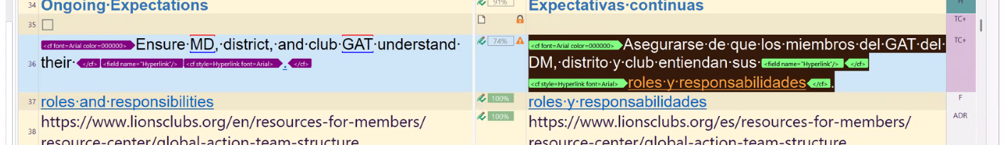 Screenshot of Trados Studio interface showing a segmented translation of a bulleted list with hyperlinks causing text fragmentation.