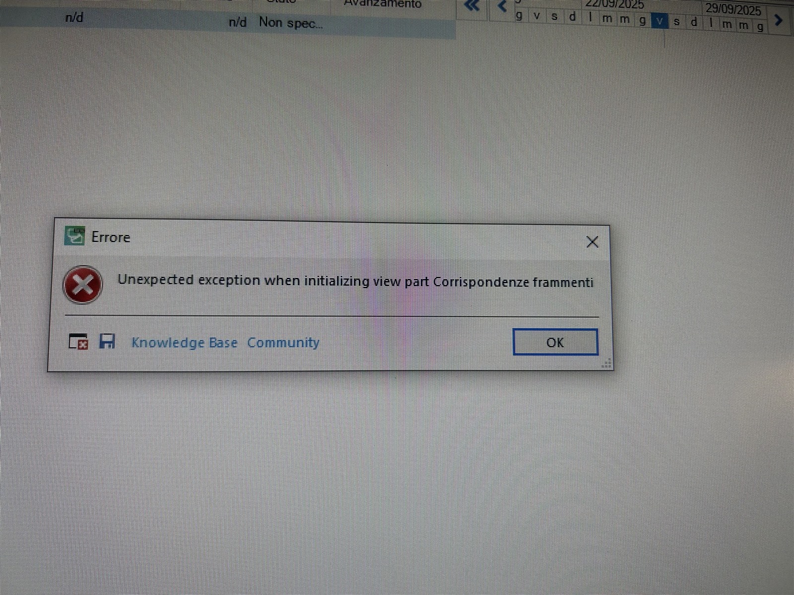 Error window in Trados Studio displaying the message: 'Unexpected exception when initializing view part Corrispondenze frammenti' with OK button and links to Knowledge Base and Community.