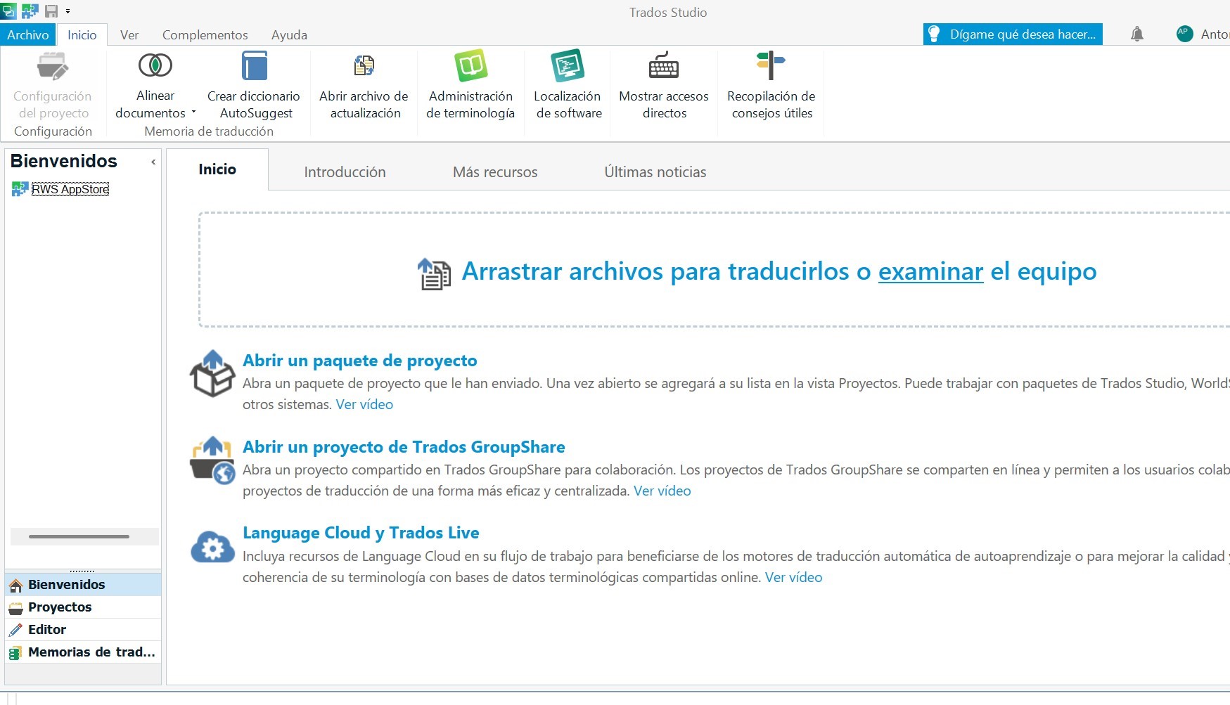 Trados Studio Welcome screen with options to open project packages, Trados GroupShare projects, and use Language Cloud or Trados Live.