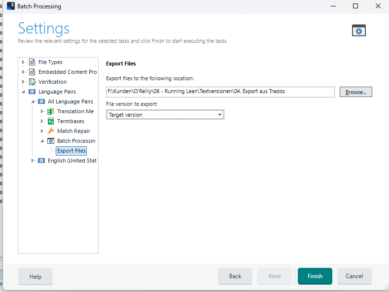 Screenshot of Trados Studio batch processing settings with export path ending in '04. Export aus Trados' and file version set to 'Target version'.