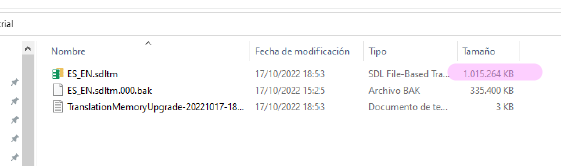 Screenshot showing the 'ES_EN.sdltm' file after the upgrade process with a significantly increased size of 1,015,264 KB in a file explorer window.