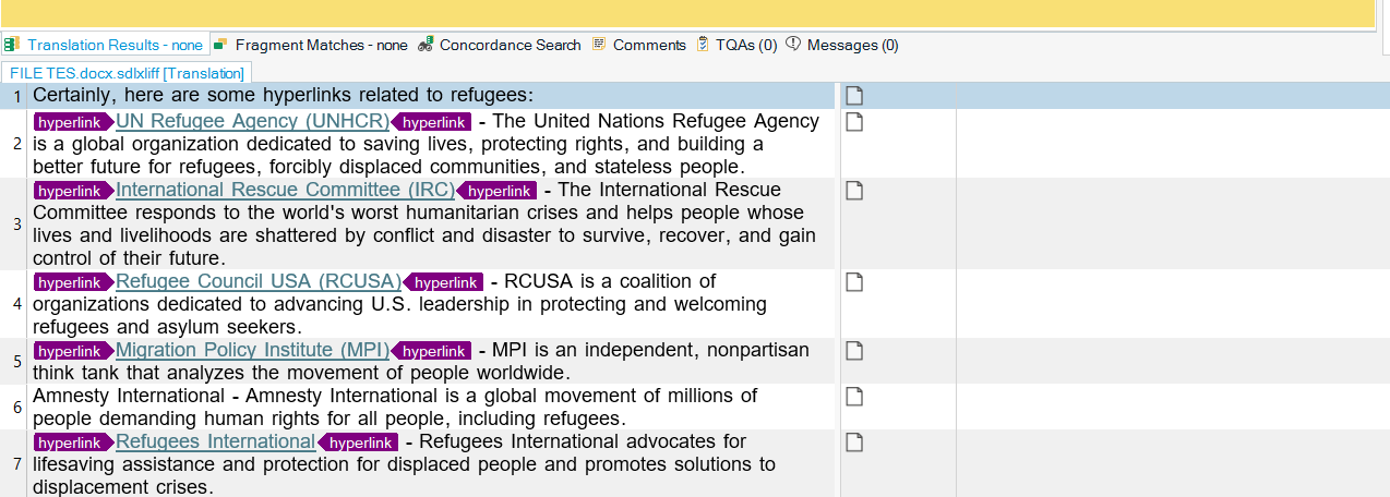 Trados Studio interface showing the translation of the Word document with hyperlinks still included, indicating that the 'Extract hyperlink' option did not work as intended.