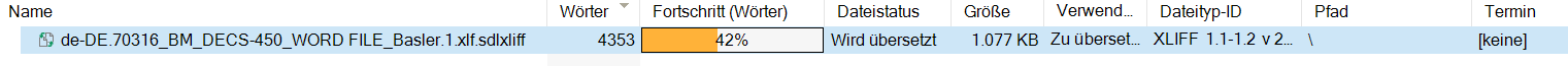 Screenshot of Trados Studio file progress showing 42% completion with 4353 words in the 'Wird uebersetzt' status.