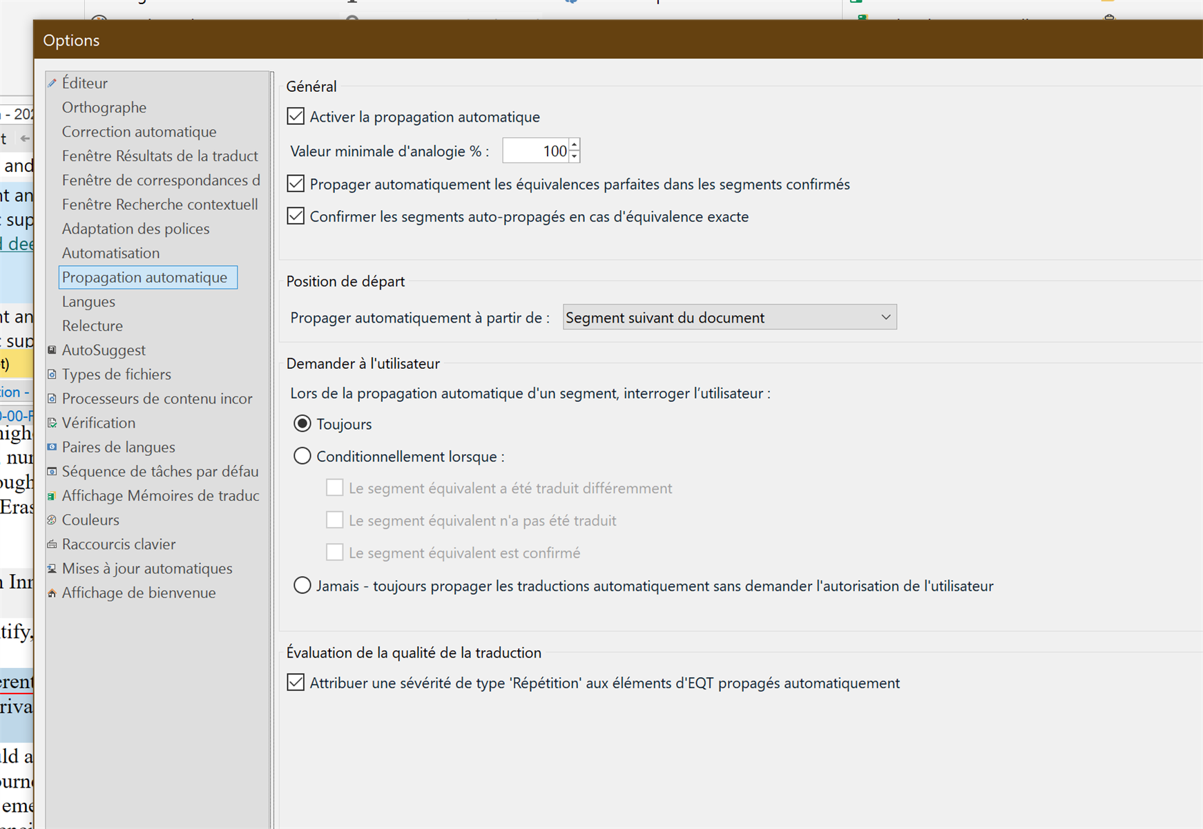 Trados Studio options window showing the 'Propagation automatique' settings with checkboxes for enabling auto-propagation and related options, all selected.