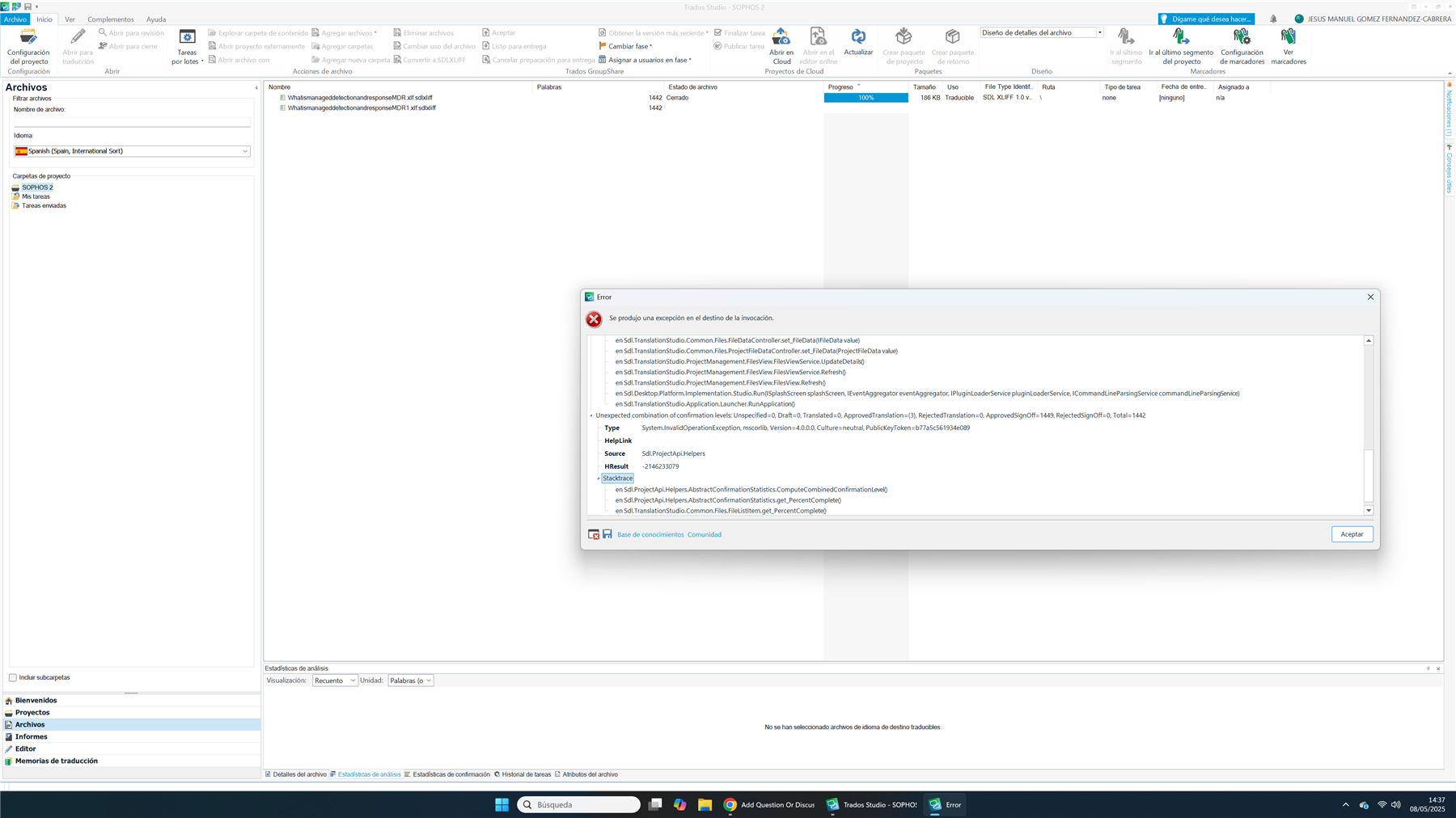 Trados Studio interface with an error dialog showing 'Se produjo una excepci n en el destino de la invocaci n' and a detailed stack trace including an unexpected combination of confirmation levels.