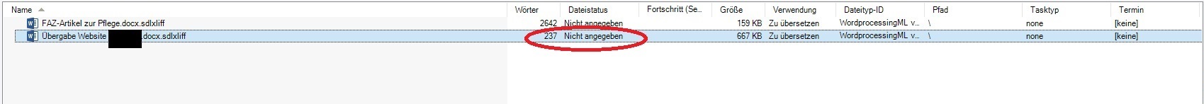 Trados Studio project files list with a red error icon next to the word count '2642' and '237' for two files, indicating an unspecified file status.