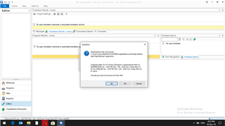 Trados Studio Editor window with a warning dialog box stating 'An error occurred whilst trying to determine the file version.'